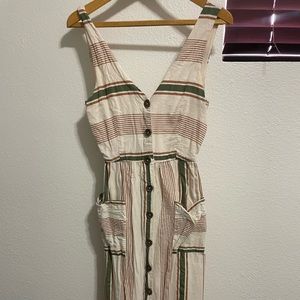 Vintage Midi Dress with pockets (No size but I think Small)